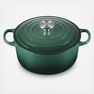 Signature Round Dutch Oven