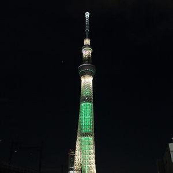 Skytree Top-Deck Champagne Toast