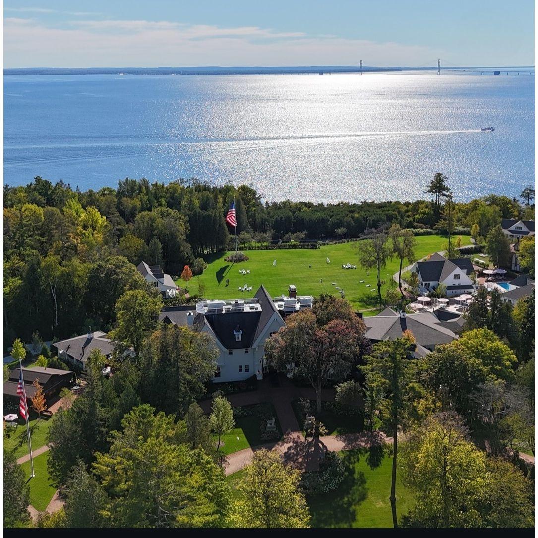 Inn at Stonecliffe Property