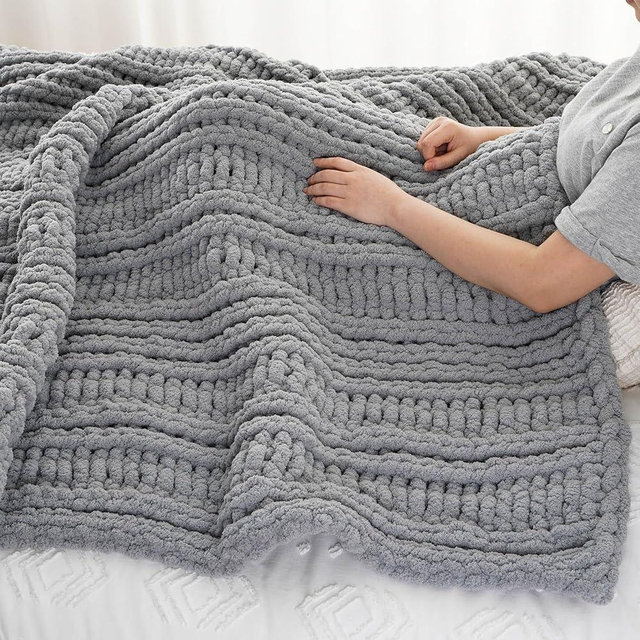 Battilo Light Grey Chunky Knit Throw Blanket for Couch, Thick Warm Cozy Soft Chenille Throw Blanket, Handmade Cable Knit Blanket for Sofa,Bed, Living Room, 50"x60"