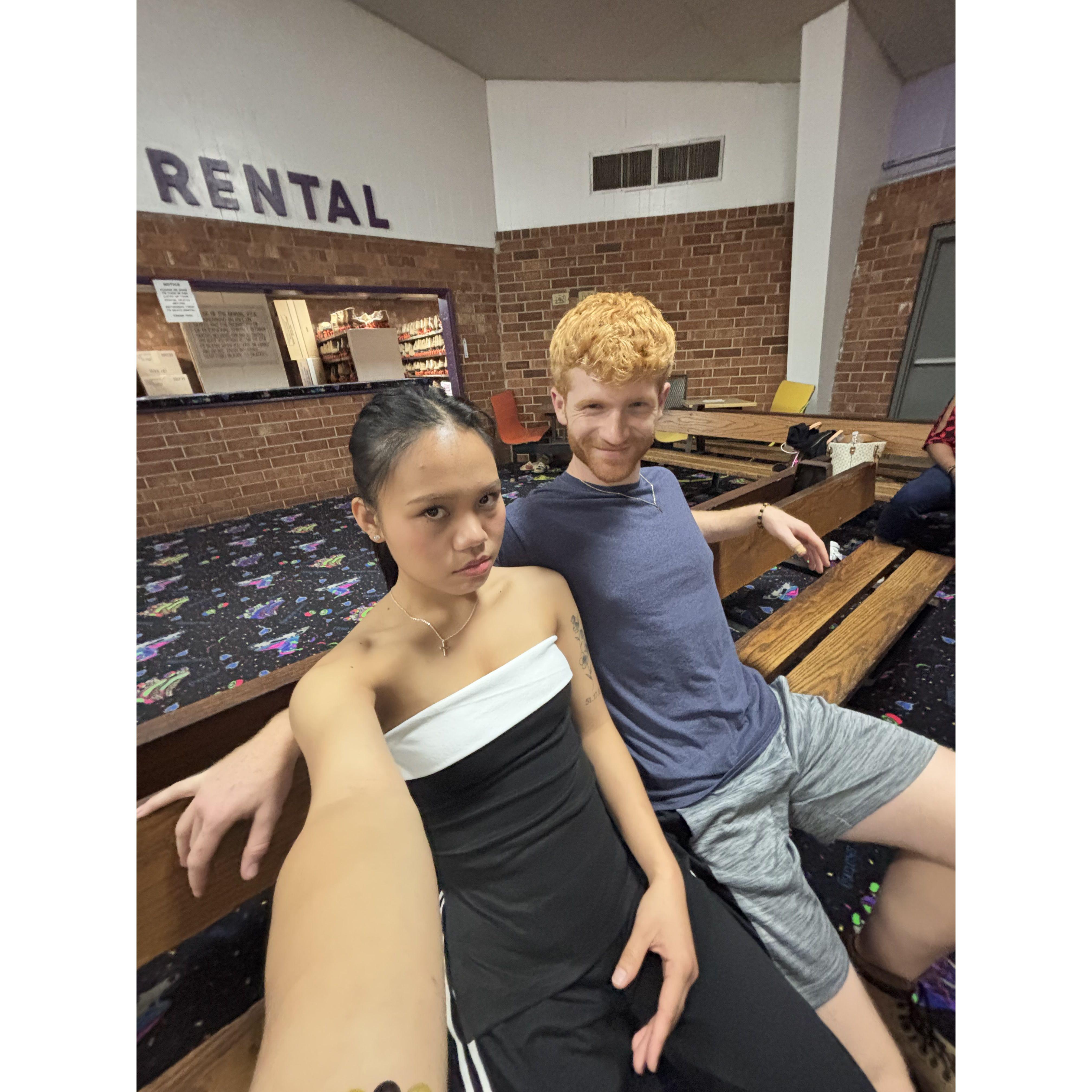 10-02-24
Our first roller skating date!