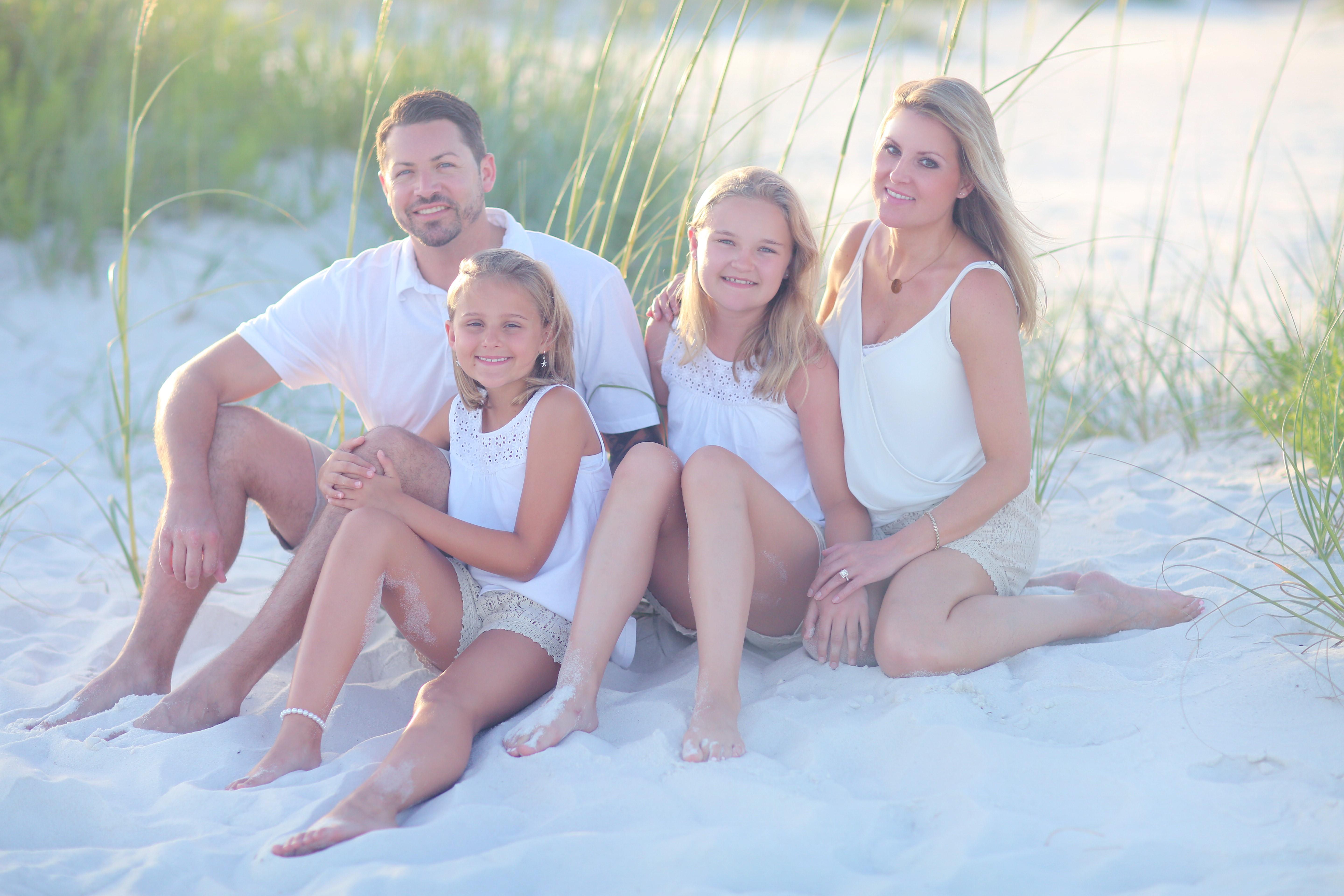 The Wedding Website of Elisa Tiemeyer and Eric Voigt