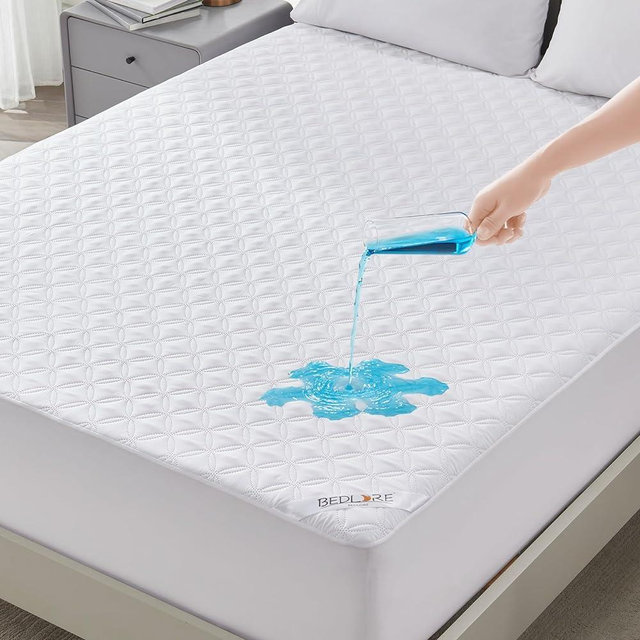 BEDLORE Waterproof Mattress Protector, King Size Noiseless Mattress Pad with Deep Pocket Fitted Up to 6-18 inches, Soft & Noiseless Bed Mattress Cover Washable for Home, Bedroom, Hotel (White)