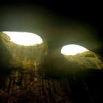 Prohodna Cave