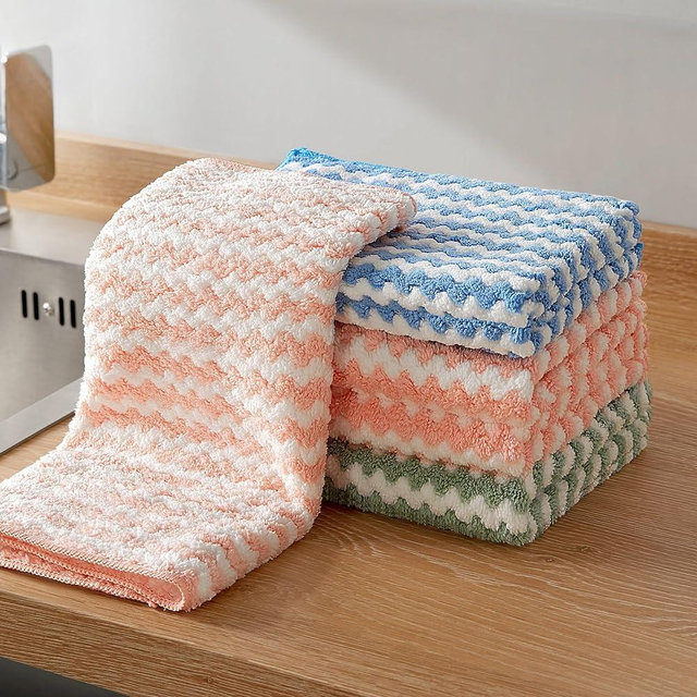 JOYMOOP Microfiber Cleaning Cloth, All-Purpose Microfiber Towels, Absorbent Streak Free Lint Free Rags for CleaningReusable and Washable Towels-5 Pack, Size 11.8 x 11.8 inch