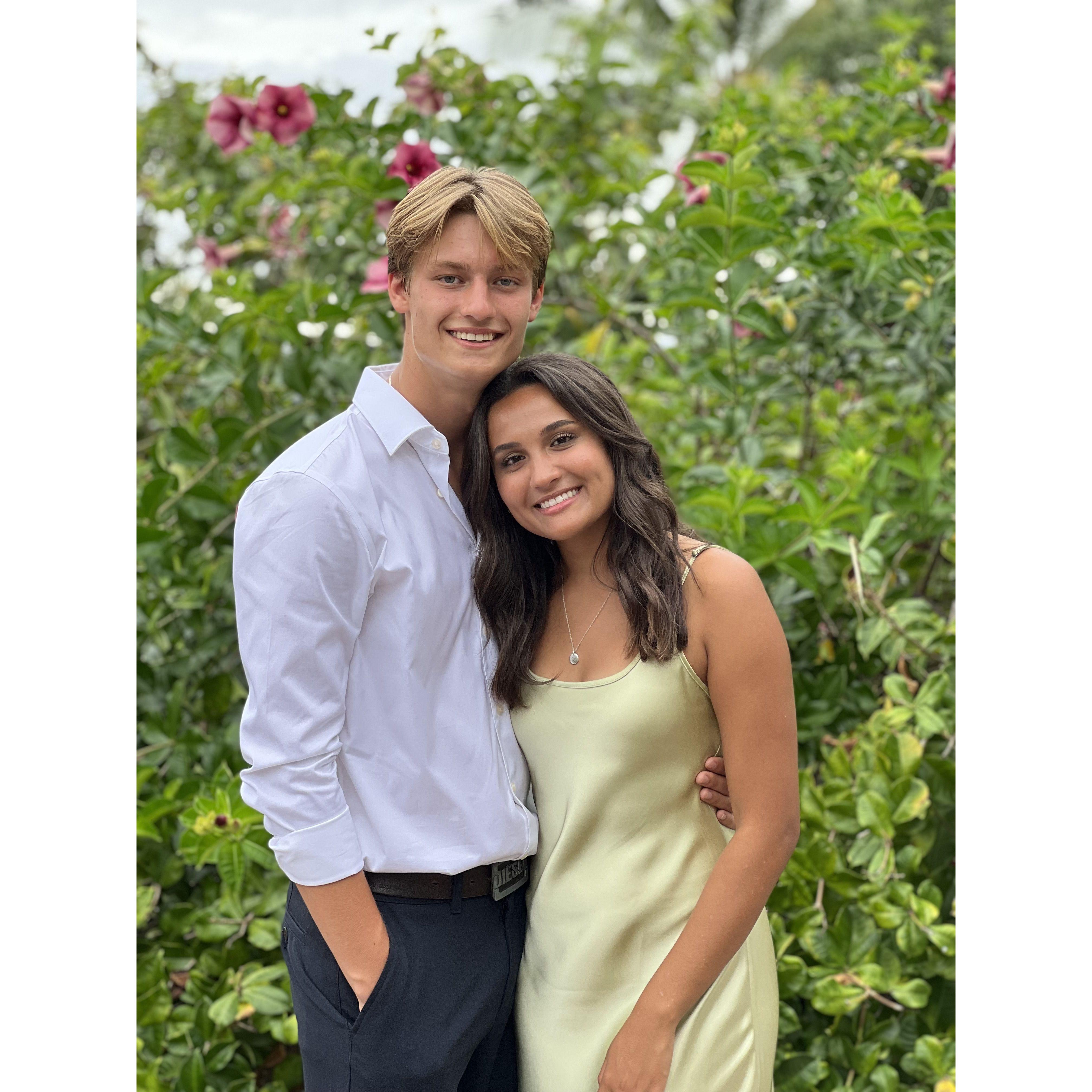 Graduated from our Discipleship Training School from YWAM Kona.
Geslaagd voor onze Discipleship Training School in YWAM Kona.