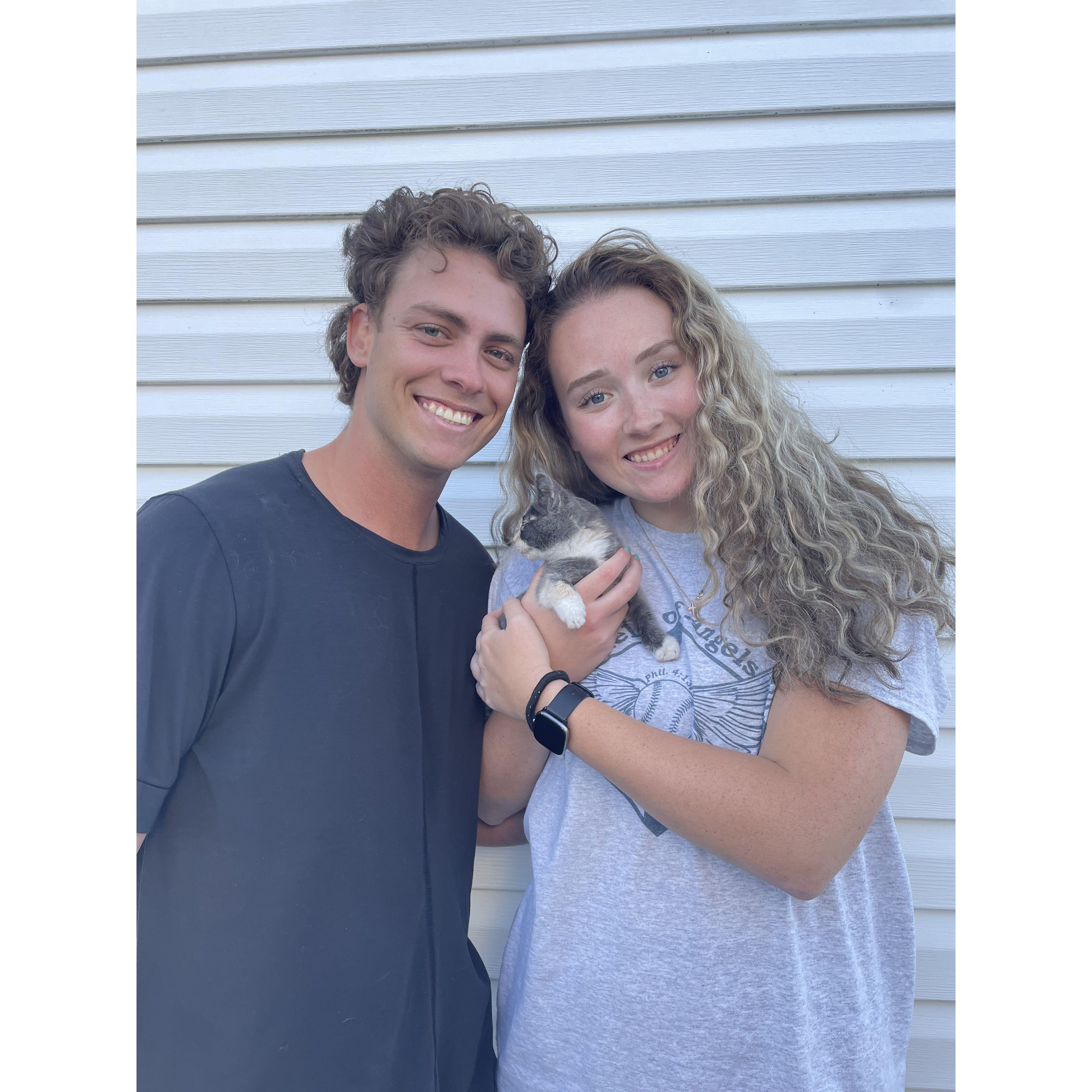 The first day we picked up our little baby, Mayten 🥹 (our first cat)