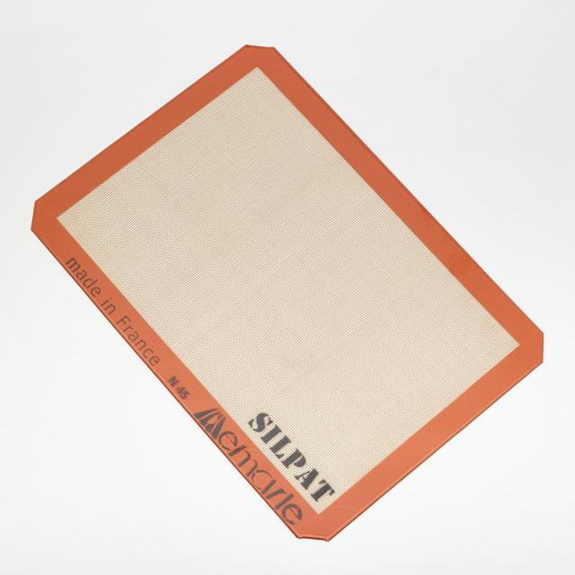 Silpat ™ Half-Sheet Baking Mat