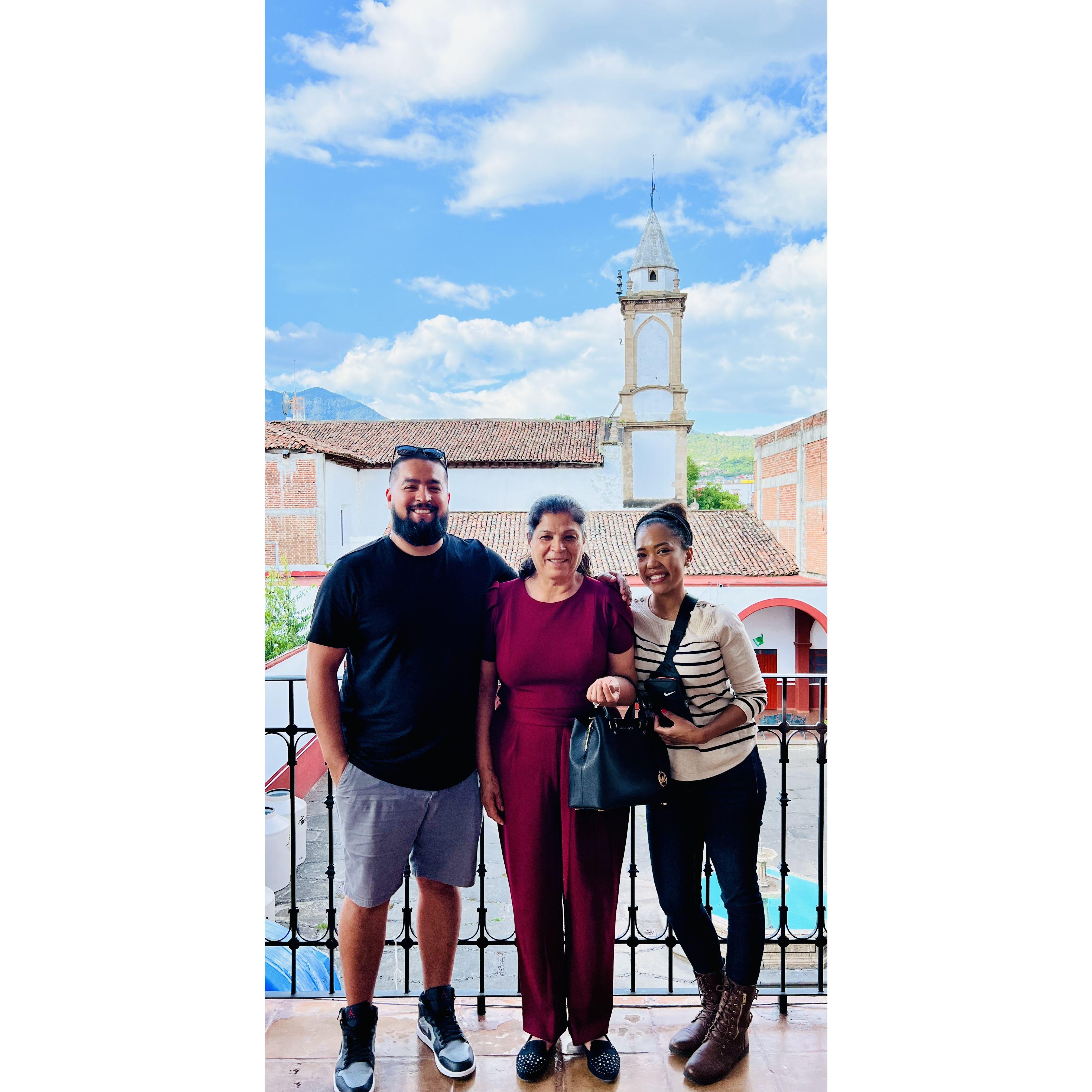 09.01.2022 : Charmaine visited Jan's hometown of El Durazno, Michoacán, Mexico for the first time, accompanied by his mom, Irene.