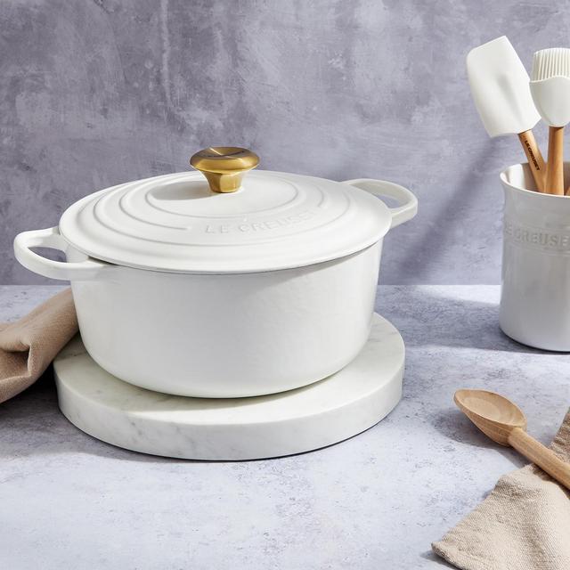 Le Creuset, Signature Round Dutch Oven