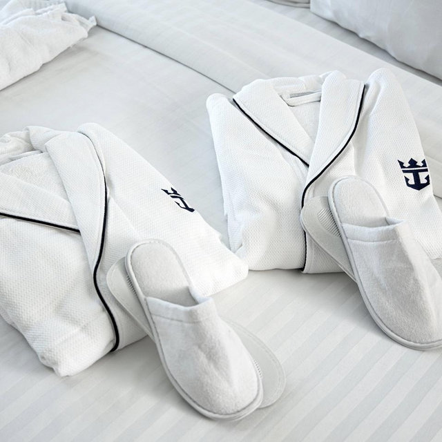 Royal Caribbean Robe Set