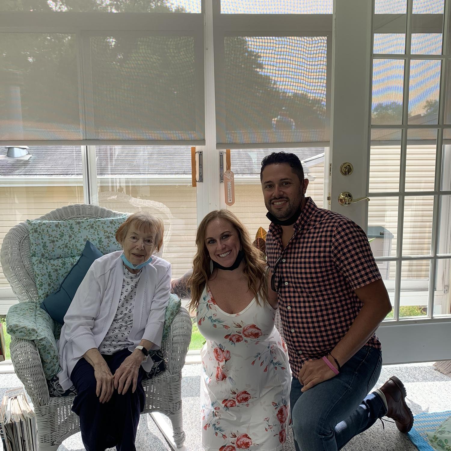 This is the last photo taken with Heather’s grandmother. So happy Fabian got to meet her on his first trip to Pittsburgh.♥️