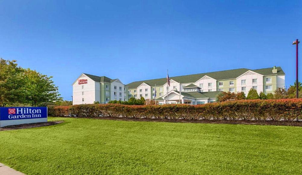 The Wedding Website of Jacqueline Dominger and Jake Kolar