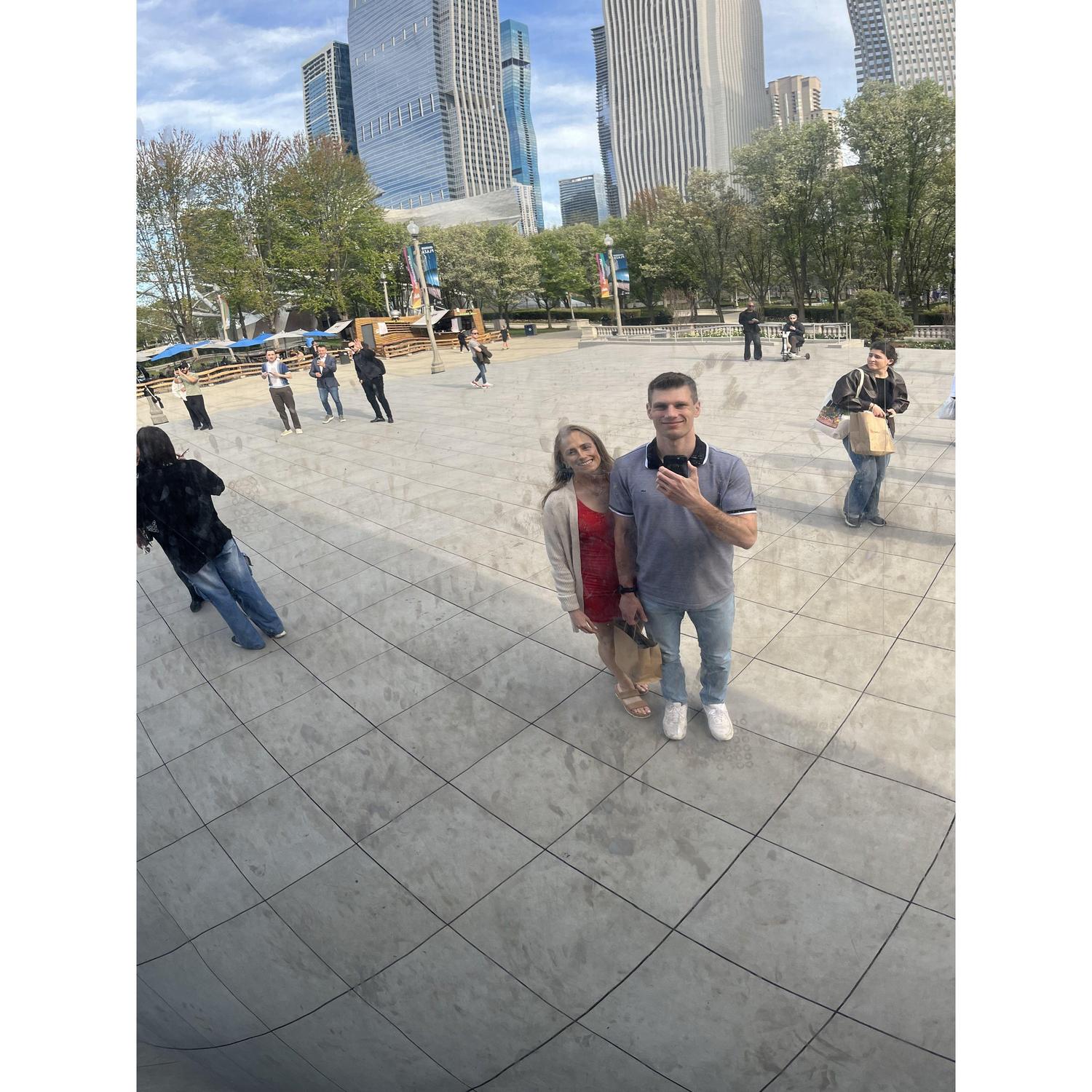 The Chicago Bean - It was in Chicago that the Ivey and Bryan families met for the first time for Andrew's marathon.