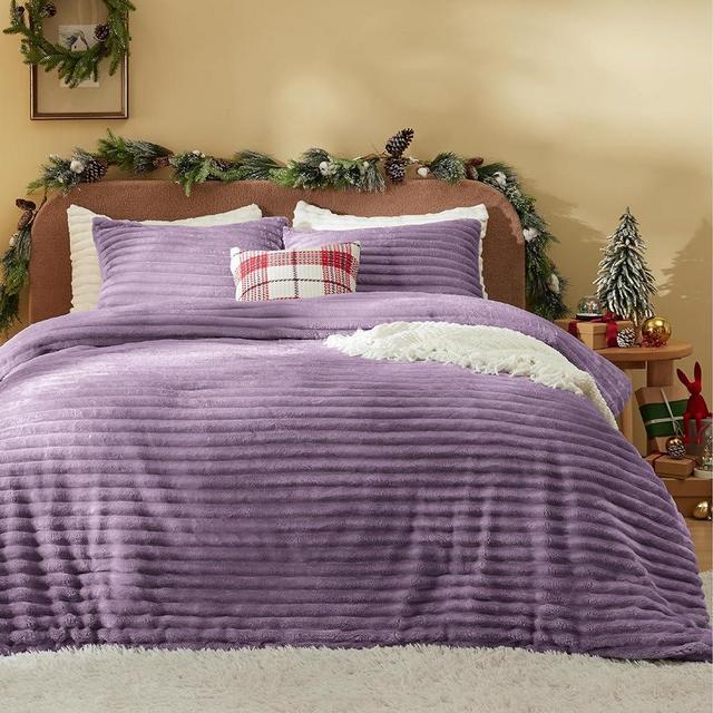Bedsure Fluffy Comforter Set Queen - Super Soft Faux Fur Bed Set Light Purple, Winter Warm Plush Fleece Bedding, 3 Pieces, 1 Shaggy Fuzzy Queen Size Comforter with 2 Pillowcases