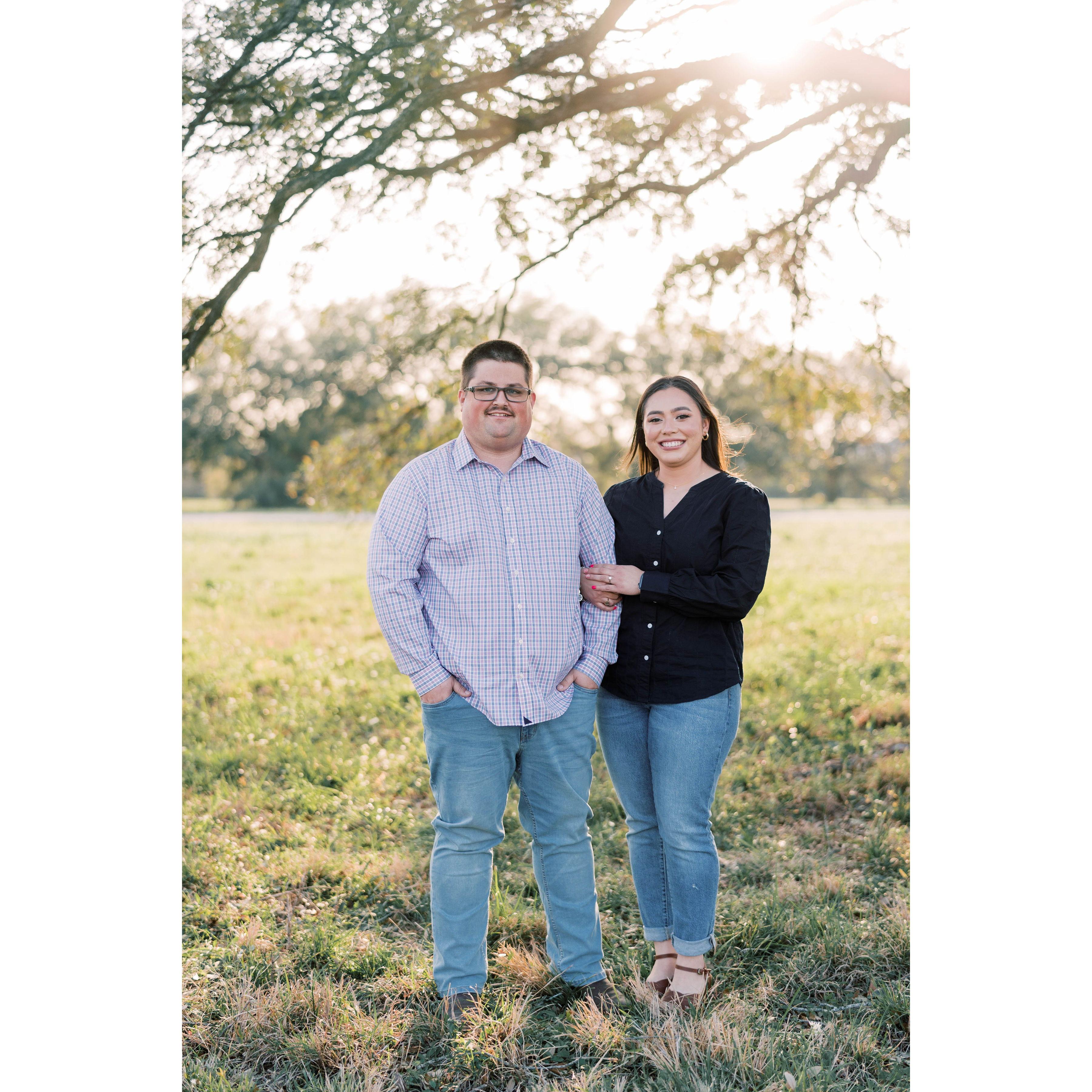 Bright smiles on the day we got engaged💗