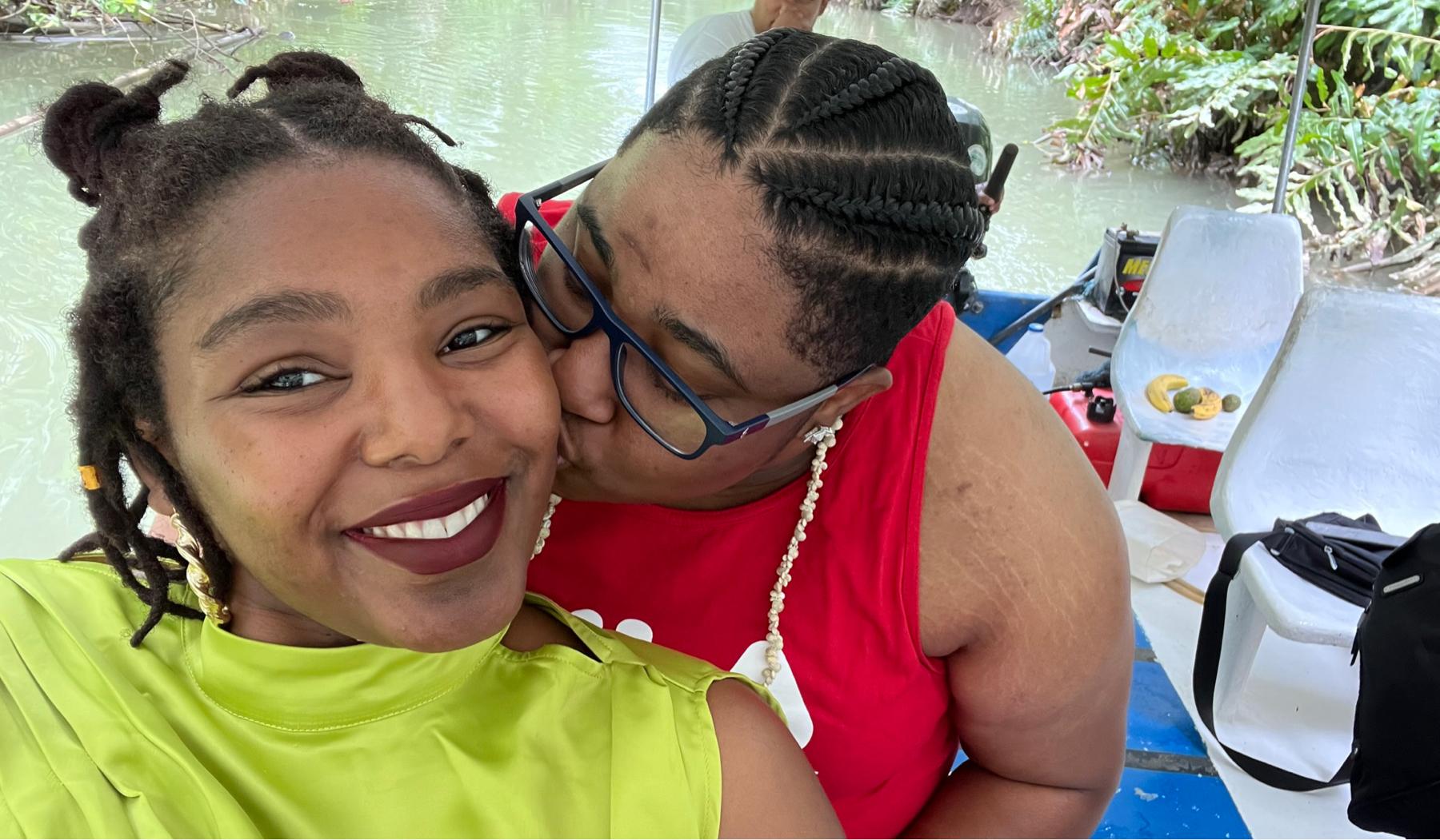 The Wedding Website of Moniesha Griggs and D'Nita Howard