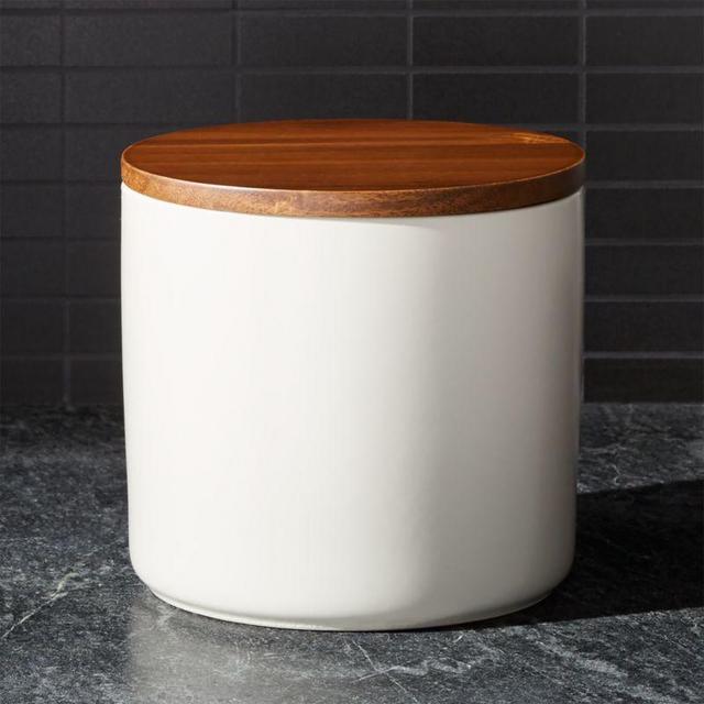 Silo Cream 64 Oz. Wood Lid Canister