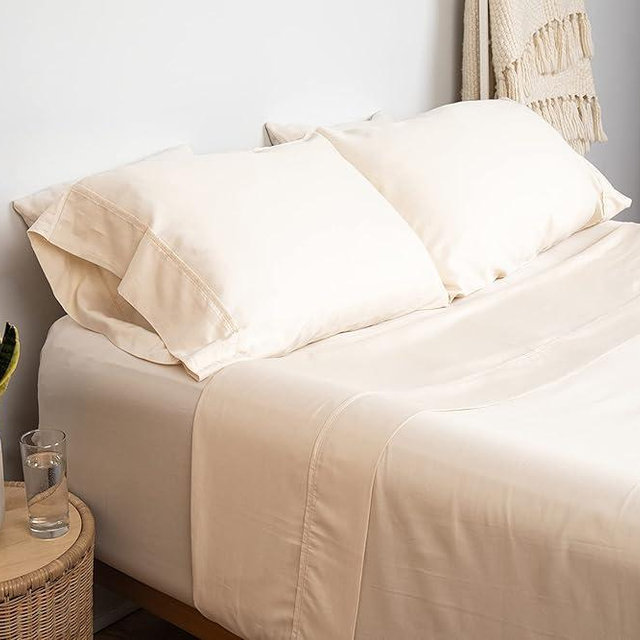 100% Organic Cotton Sheets Set - GOTS Certified, 300 Thread Count, Deep Pocket Sateen Sheet Set - Hypoallergenic, All-Season, Breathable, Soft Sheet Set (Queen - Cream)