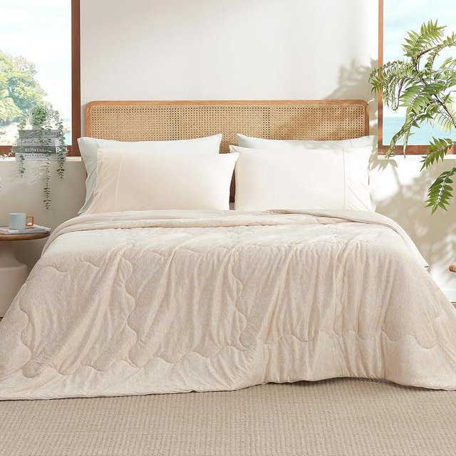 Snuggle Sac King Size Silky Cooling Comforter Beige, Q-Max 0.4 Soft Summer Cooling Comforters for Hot Sleepers, All Season Reversible Lightweight Ice Bedding Comforter King Size, 106x90 inches, Beige
