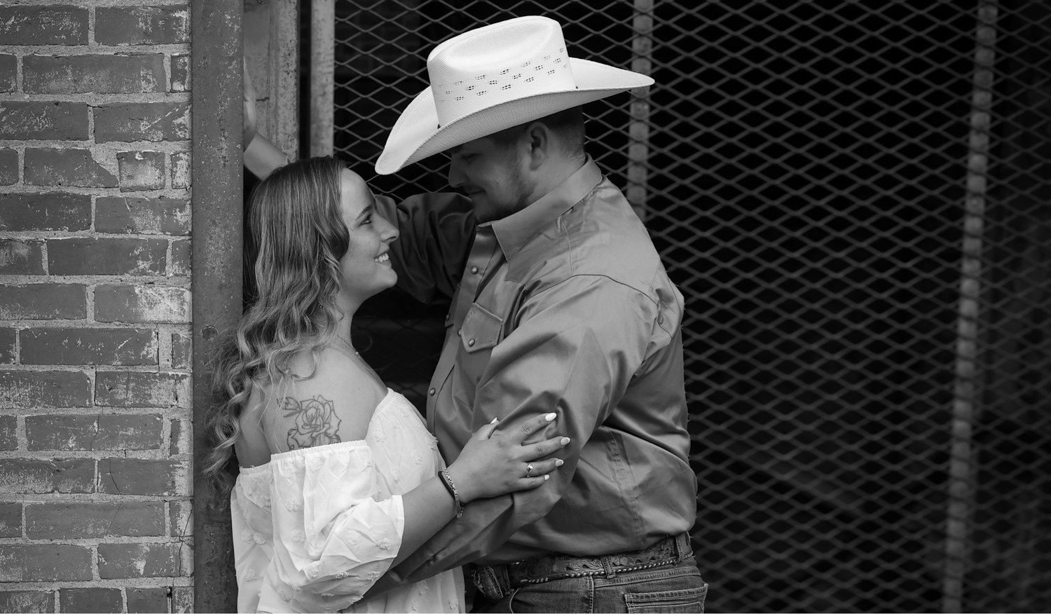 The Wedding Website of Jealousy Alden and Curtis Niedert