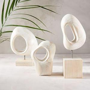 1 Large Whitewashed Wood Object