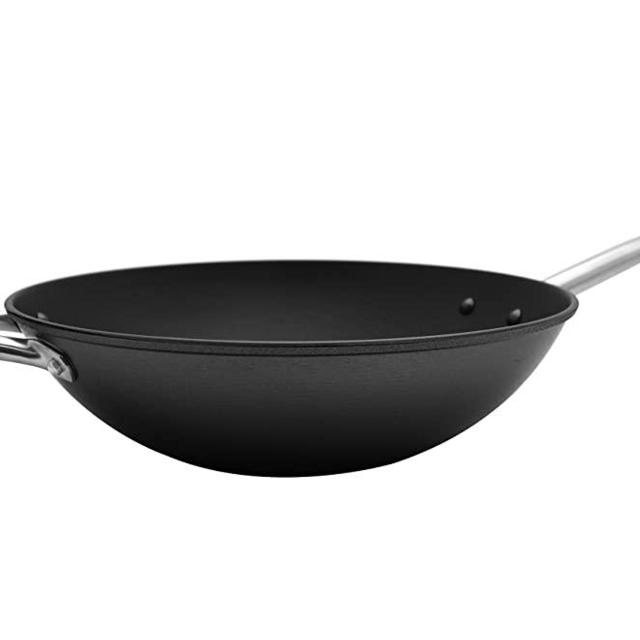 Imusa USA 14" Light Cast Iron Wok Pre-seasoned Non-Stick with Stainless Steel Handles Cookware, Black