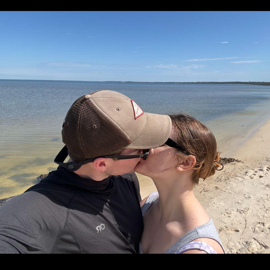 Spring Break 2023 - with the dolphins we paddled to a tiny island and got a few kisses