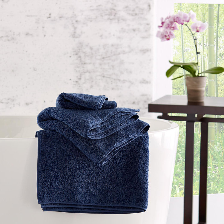 タオル IZ Uchino, Zero Twist Bath Towel | Zola