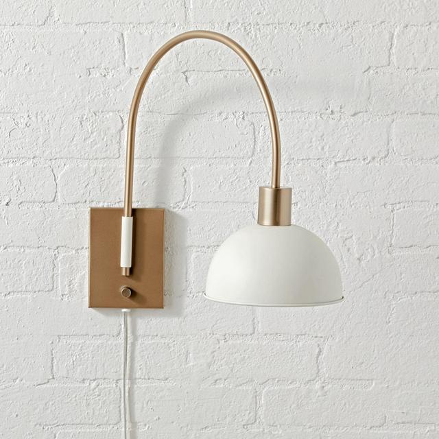 Single Wall Mounted Adjustable Light