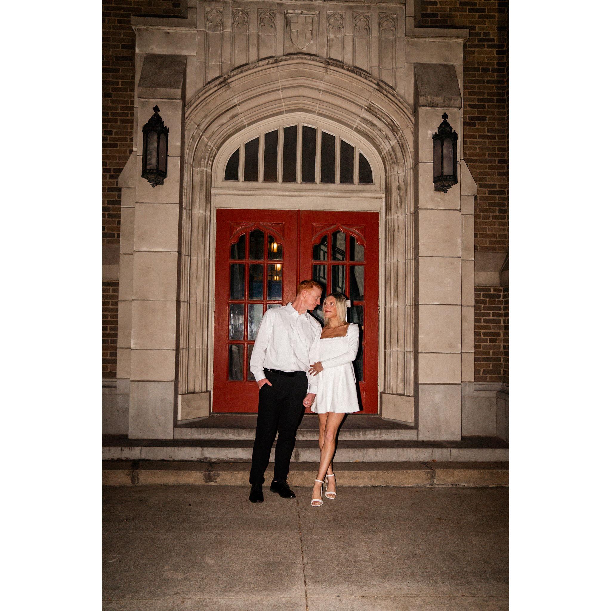 Sweet engagement pictures in Dallas