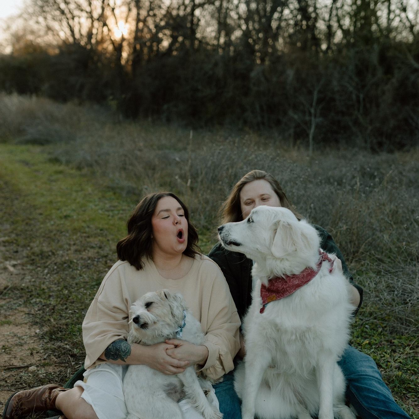 FAMILY PHOTO FUN. -2023