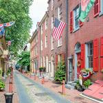 Walk Through Elfreth's Alley