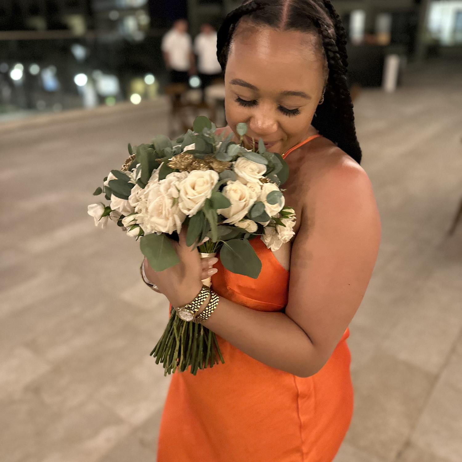 Jasmine Caught the Bouquet in Cabo!