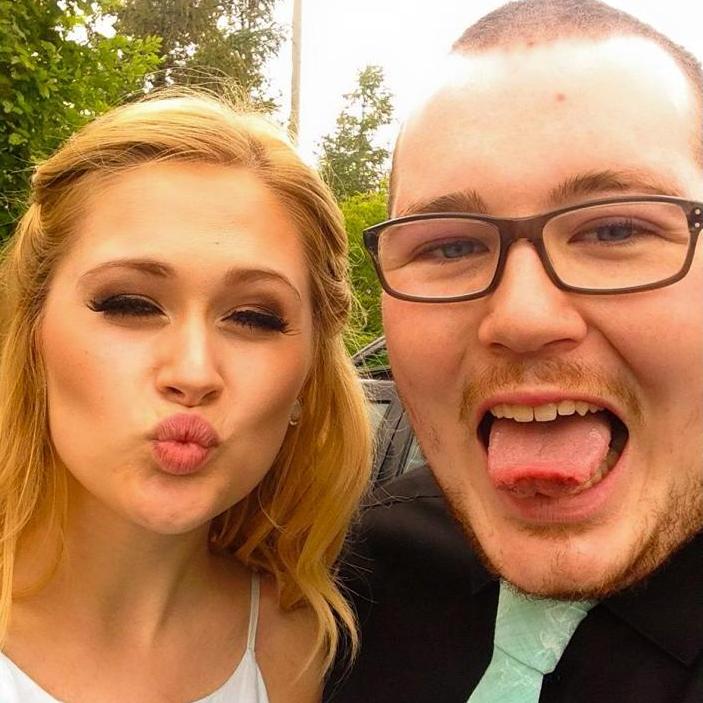 la première fois que nous avons assisté à un mariage ensemble