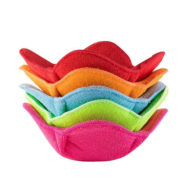Shila Bowl Huggers, Colorful Set of Microwave-Safe Hot Bowl Holder to Keep Your Hands Cool and Your Food Warm, Polyester & Sponge Heat Resistant Dish Pads for Soup, Rice and Pasta Bowls (5, Colorful)