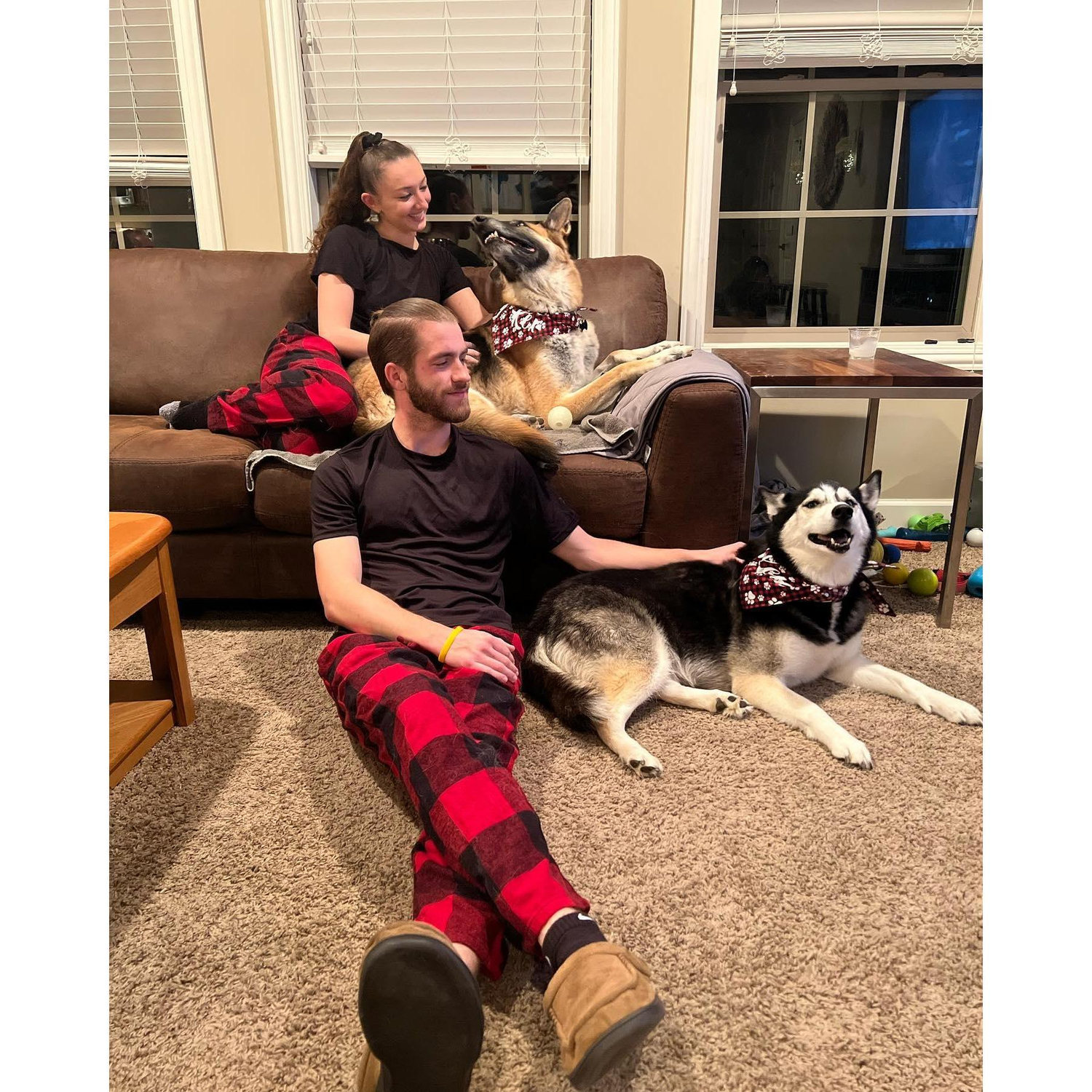 The "kids" wanted a candid picture with Mom and Dad.