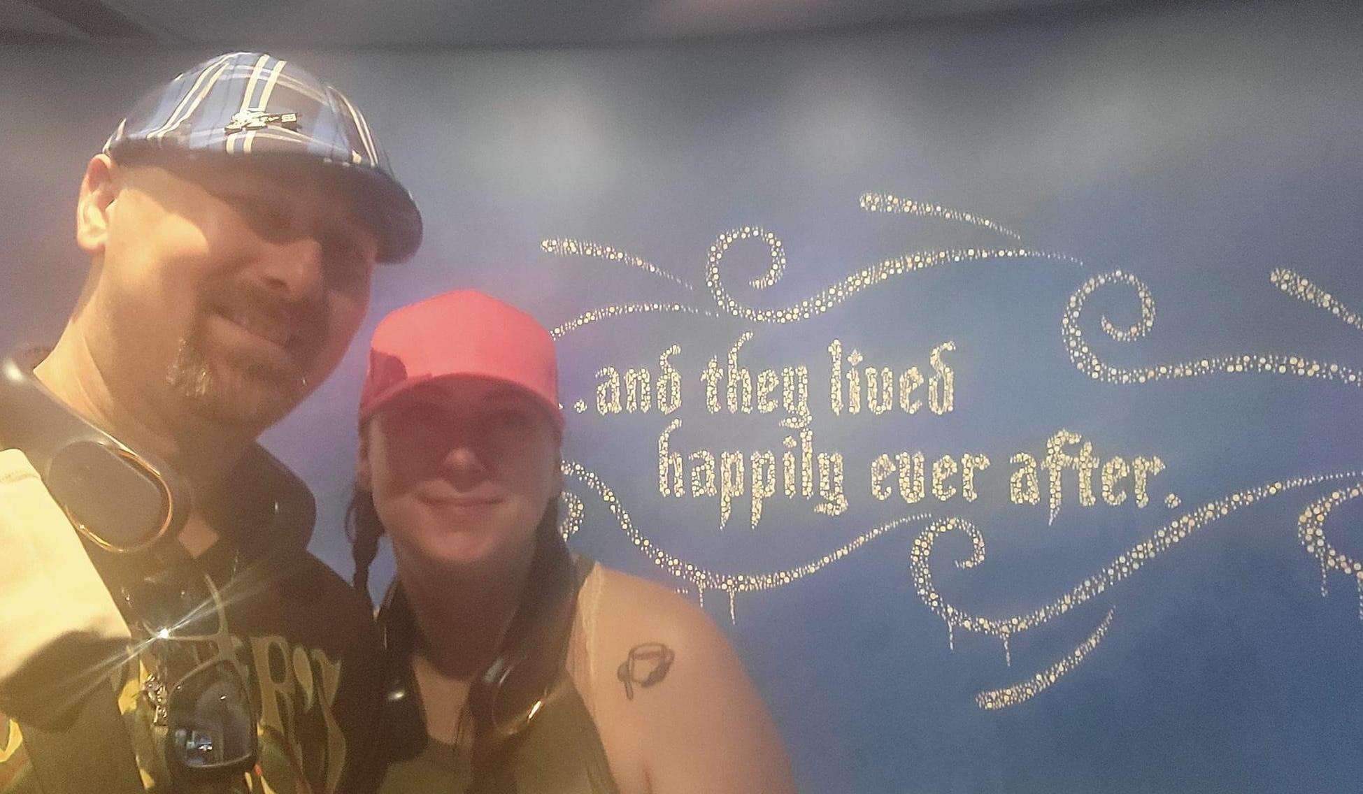 The Wedding Website of Mindy Schiffman and Brendon McLaughlin