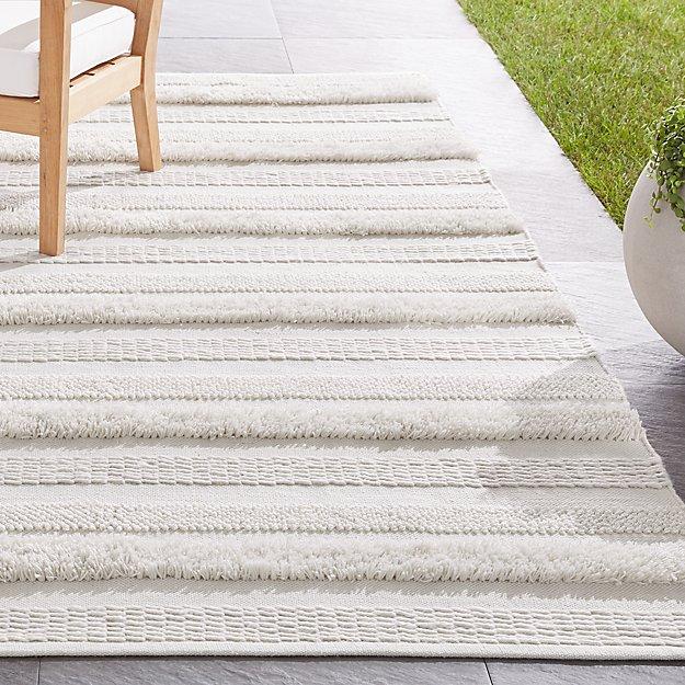 Alma Ivory Fringe Indoor/Outdoor Rug 8x10
