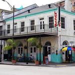 Lucy's Retired Surfers Bar & Restaurant