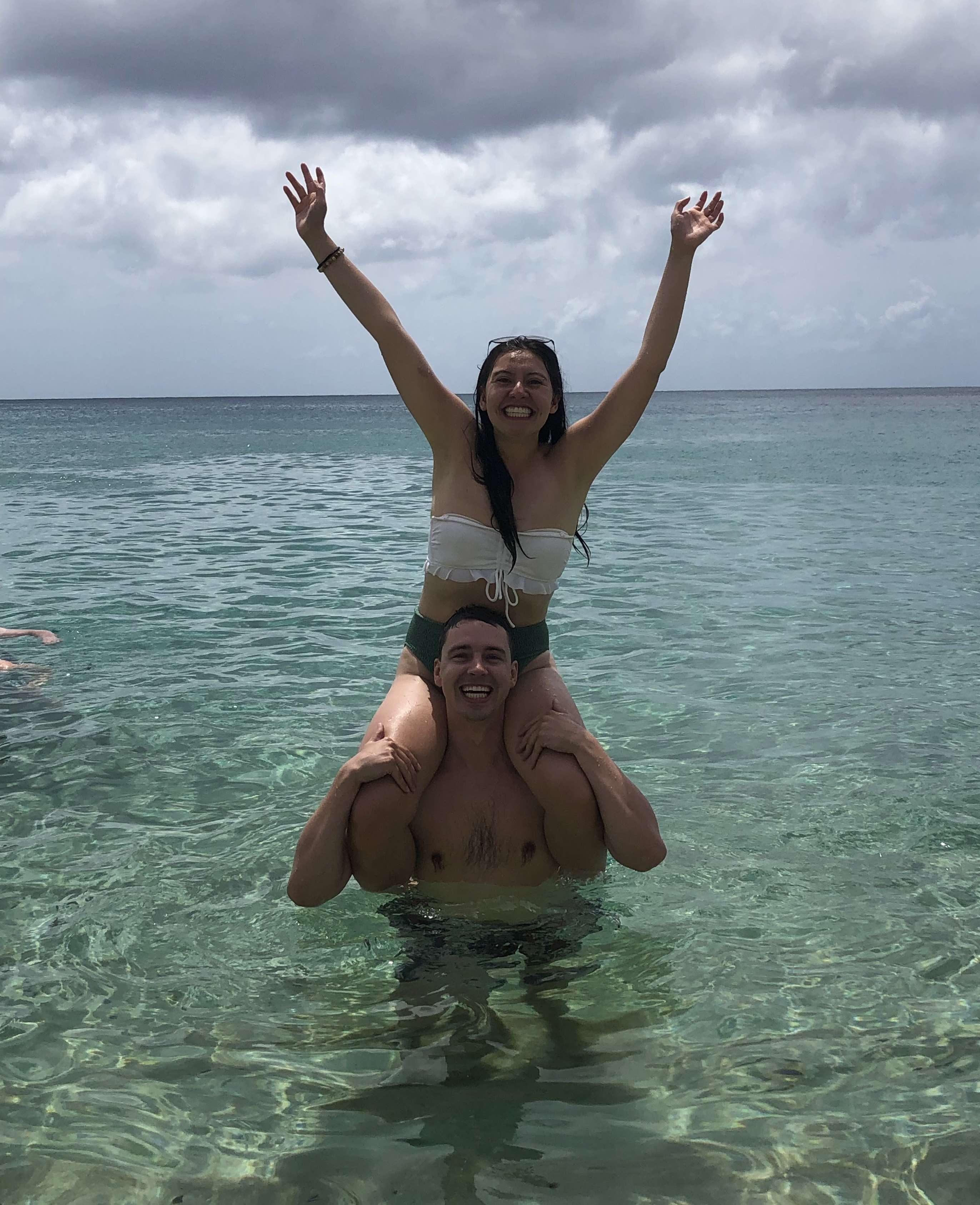 The Wedding Website of Renée Wahlman and Nicholas Urbaniak