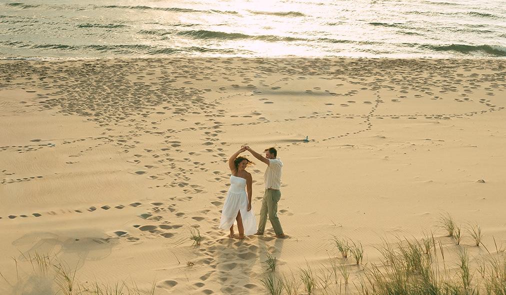 The Wedding Website of Grace Foster and Zach Bumgarner