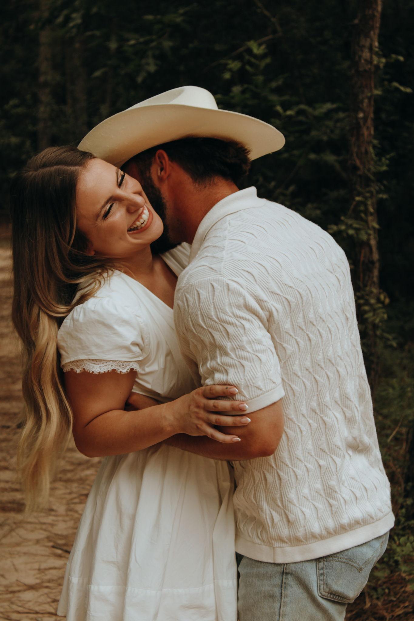 The Wedding Website of Madi Weems and Logan Whitehead