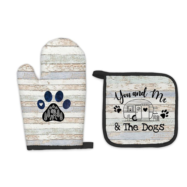 FIicy Camper Dog Lover Gifts Oven Mitts and Pot Holders Sets, Gifts for Camping Dog Lovers Kitchen Accessories Sets, Camping Dog Themed Heat Resistant Oven Glove Potholders for Rv Kitchen Cooking BBQ