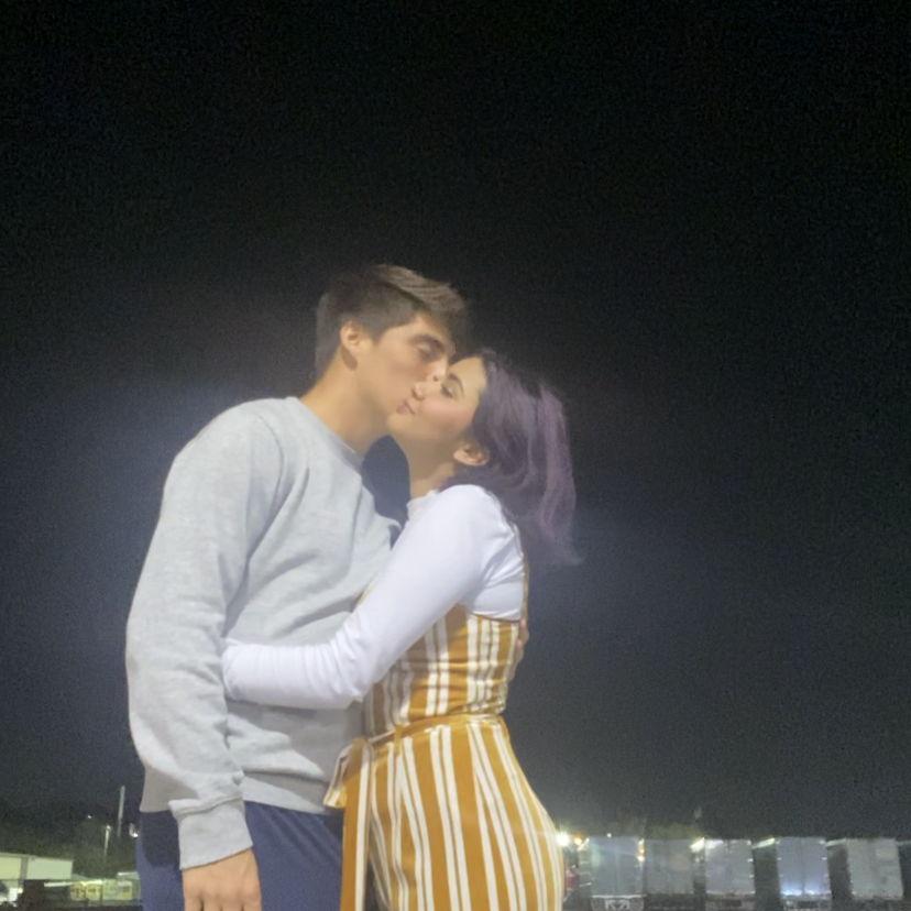 11/6/20: We had tacos at Jackie's favorite place and then played mini-golf and took lots of cute pictures outside!