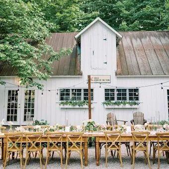 The Wedding Website of Ryan LaHaie and Megan Weiss
