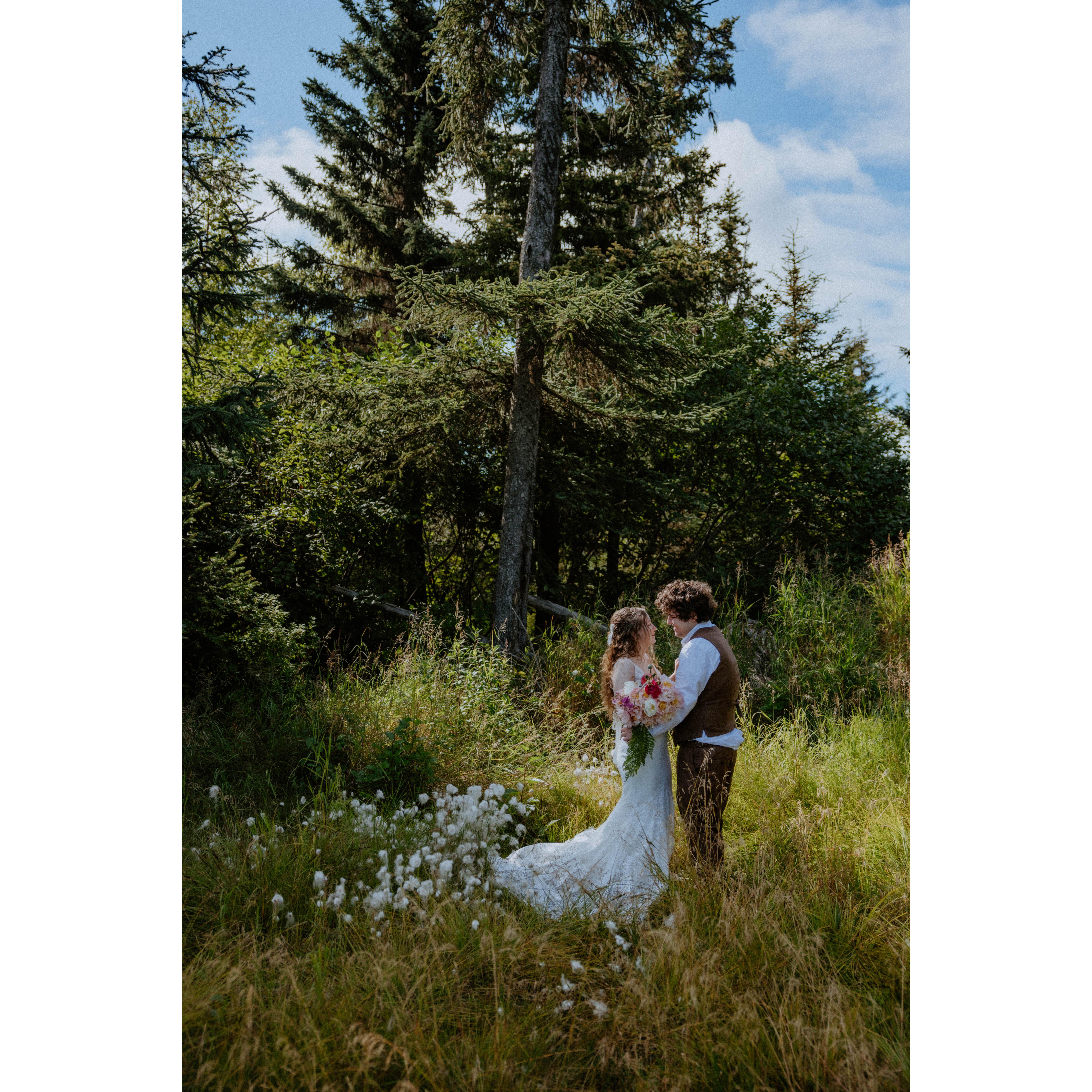 An exchange before the ceremony