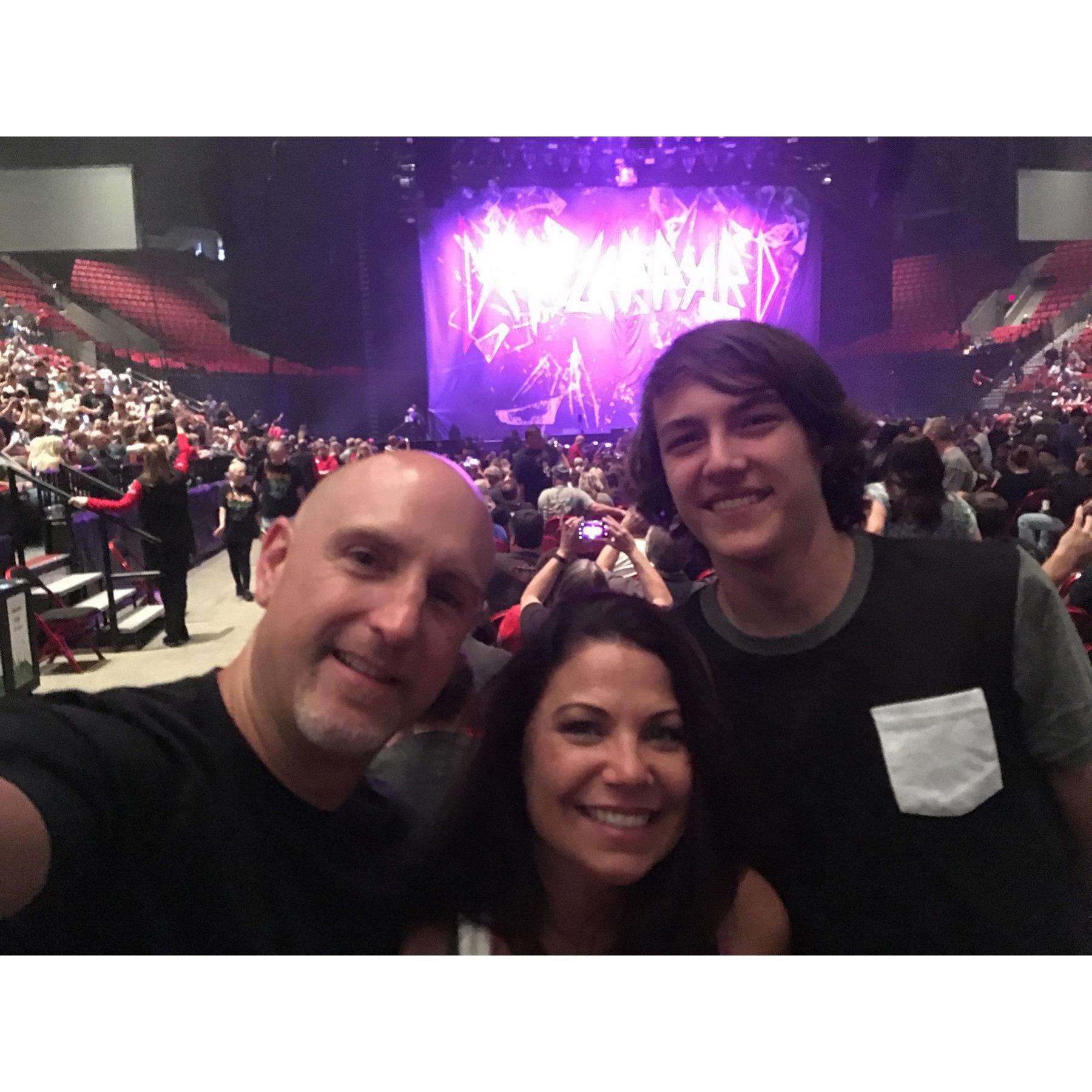 2017, seeing Def Leppard for the second time. Great show.