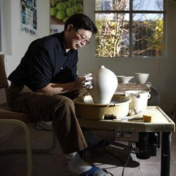 Private Pottery Lesson for 2 with Hsin-Chuen Lin