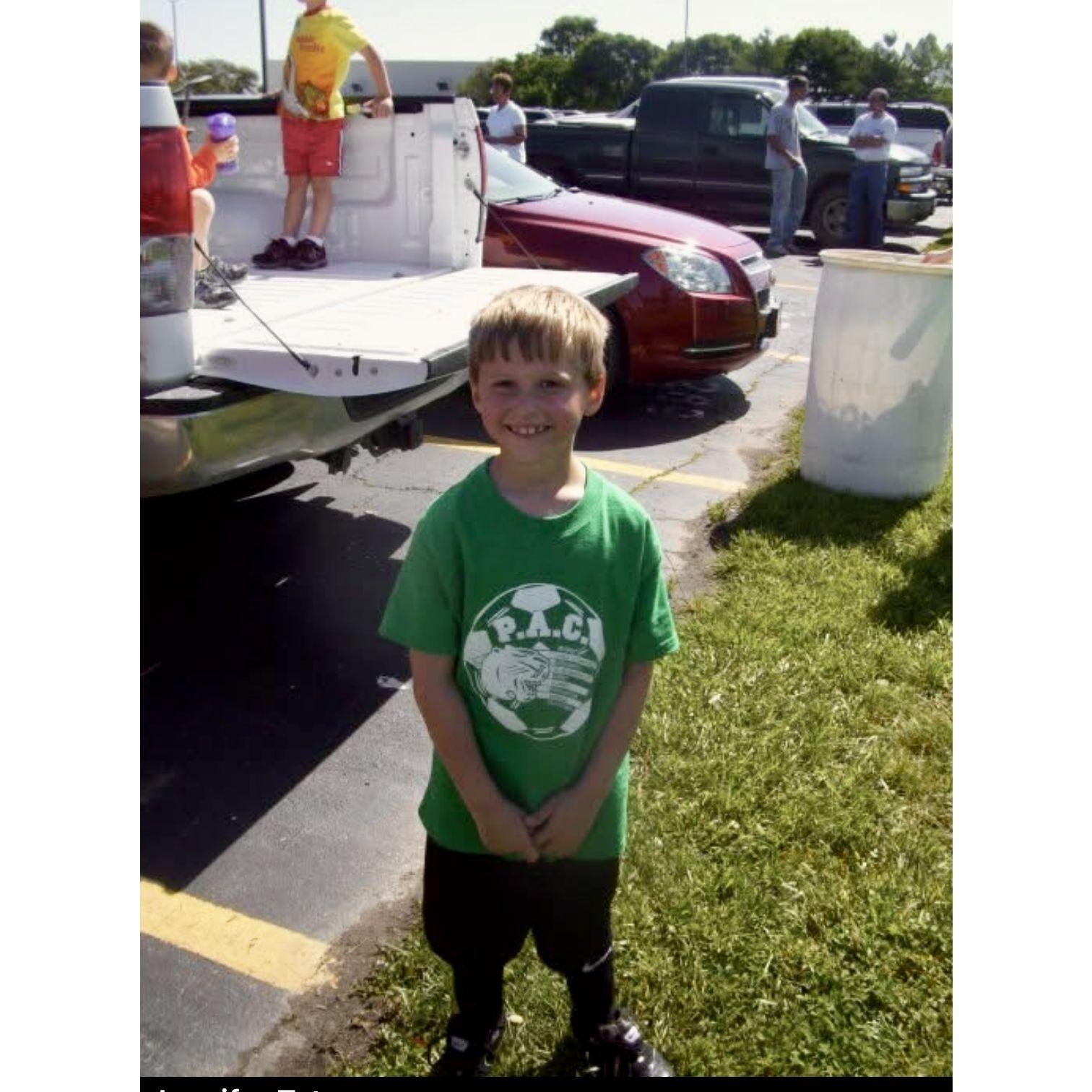 Larsen playing soccer 2010 ⚽️